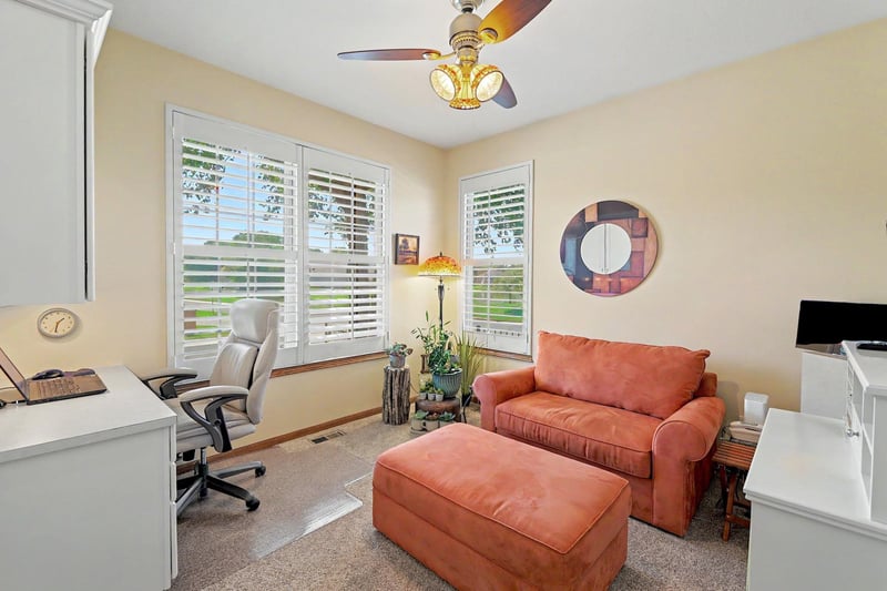 3178 N Lake Ridge Ct, Wichita, KS 67205