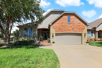 3178 N Lake Ridge Ct, Wichita, KS 67205