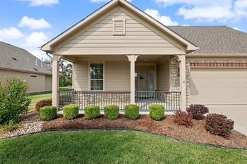 4923 N Prestwick Ave, Bel Aire, KS 67226