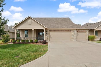 4923 N Prestwick Ave, Bel Aire, KS 67226