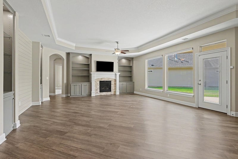 4923 N Prestwick Ave, Bel Aire, KS 67226