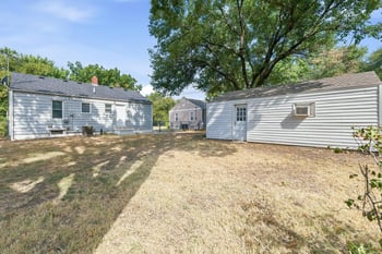 2130 S Victoria St, Wichita, KS 67211