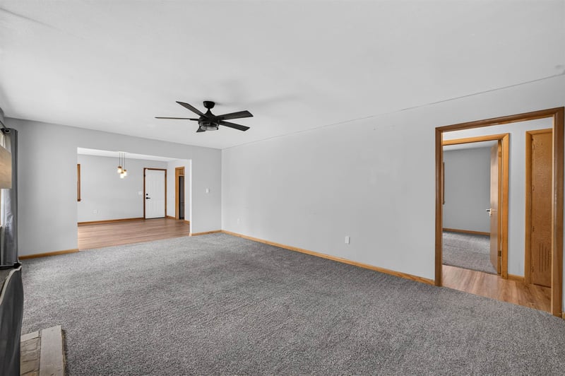 336 Hunton Rd, El Dorado, KS 67042