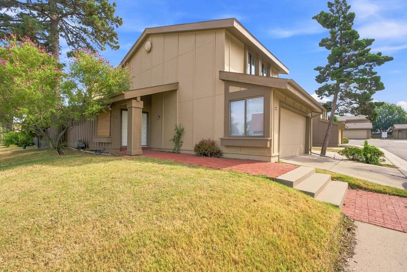 8201 E Harry Unit 501, Wichita, KS 67207