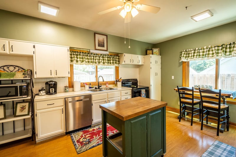315 W 10th, Concordia, KS 66901