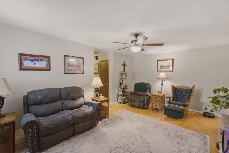 4621 W 13th St, Wichita, KS 67212