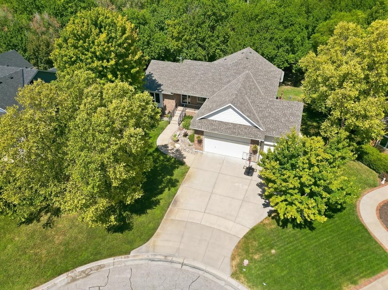 4845 N Steeds Crossing Cir, Park City, KS 67219
