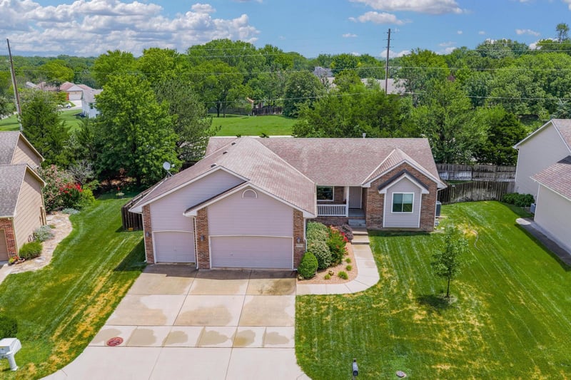 14326 E Hawthorne St, Wichita, KS 67230