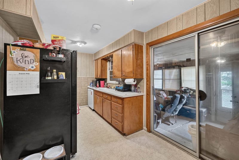 243 Western Ave, Haysville, KS 67060