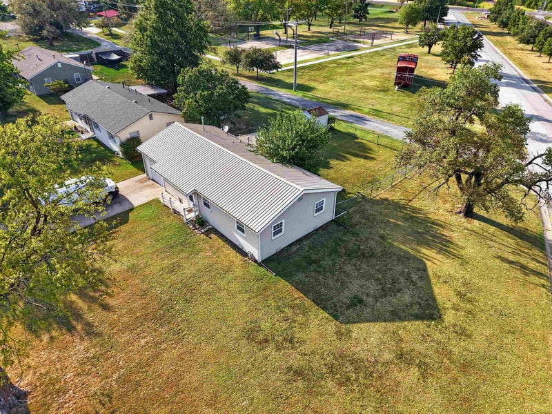 102 W Lewis, Udall, KS 67146