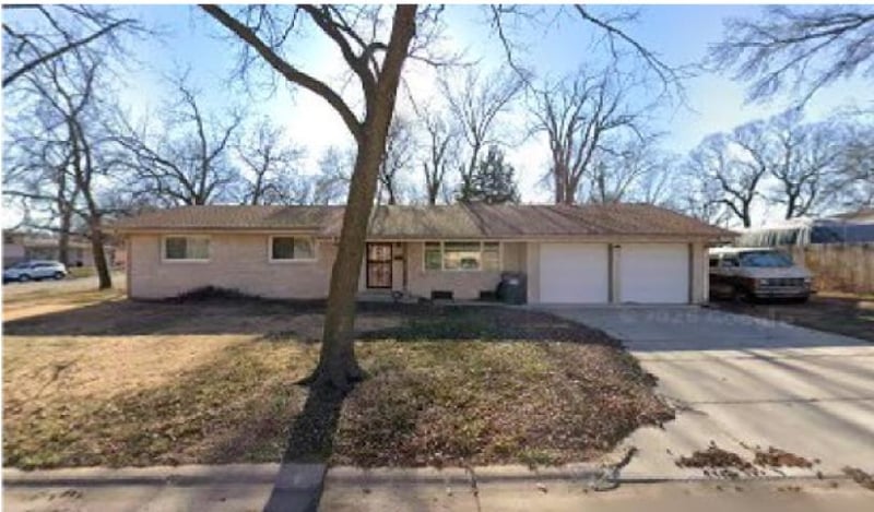 981 N Valleyview Ln, Wichita, KS 67212