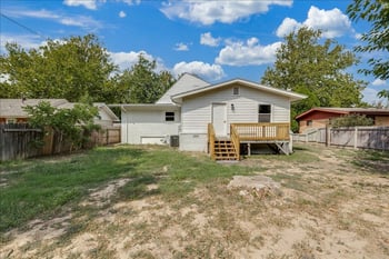 556 N Colby, Valley Center, KS 67147