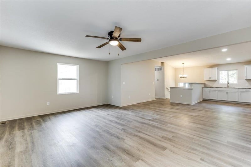556 N Colby, Valley Center, KS 67147