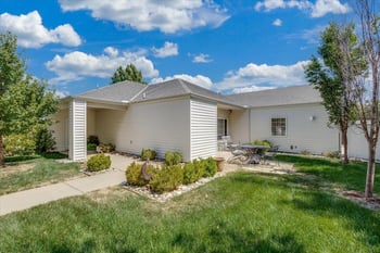 842 N Glenmoor St, Wichita, KS 67206