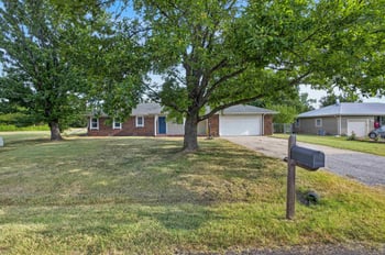 11626 E 1st St N, Wichita, KS 67206