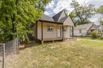 616 N Madison, Wichita, KS 67214