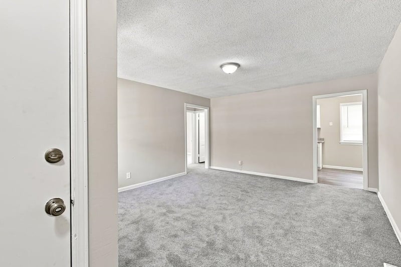 2561 S Hydraulic Ave, Wichita, KS 67216