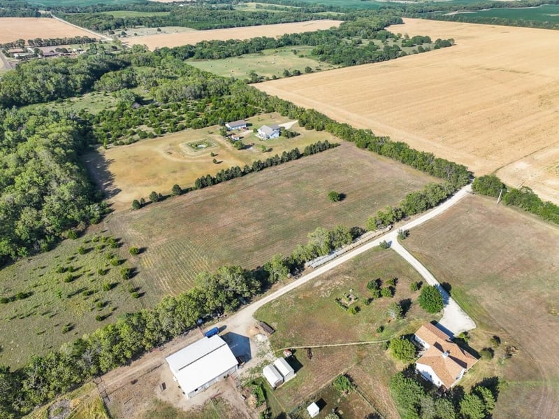 000 143rd St East, Valley Center, KS 67147