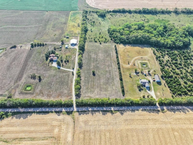 000 143rd St East, Valley Center, KS 67147