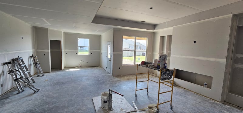 728 N Red Bud Ave, Valley Center, KS 67147