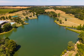 2206 - 2402 E 101st, Valley Center, KS 67147