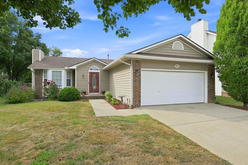 9415 E Carson St, Wichita, KS 67210