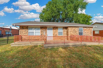 539 N Summitlawn, Wichita, KS 67212