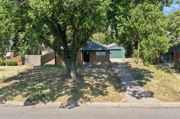 1008 W 45th St S, Wichita, KS 67217