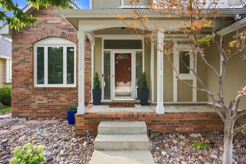 2526 N Hazelwood St, Wichita, KS 67205