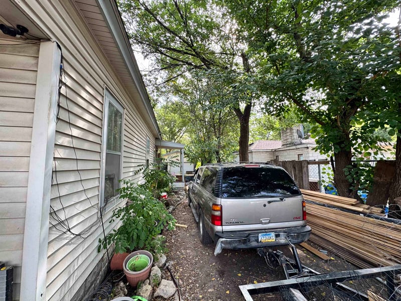 534 S Lulu Ave, Wichita, KS 67211
