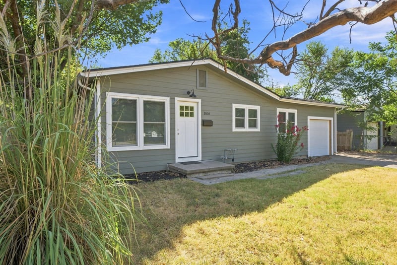 2808 S Glenn Ave, Wichita, KS 67217