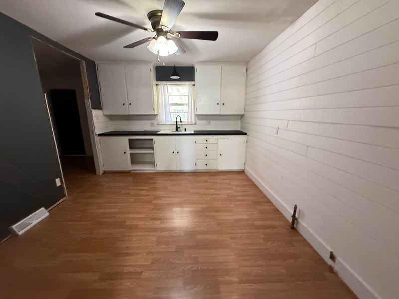 712 N 8th, Arkansas City, KS 67005
