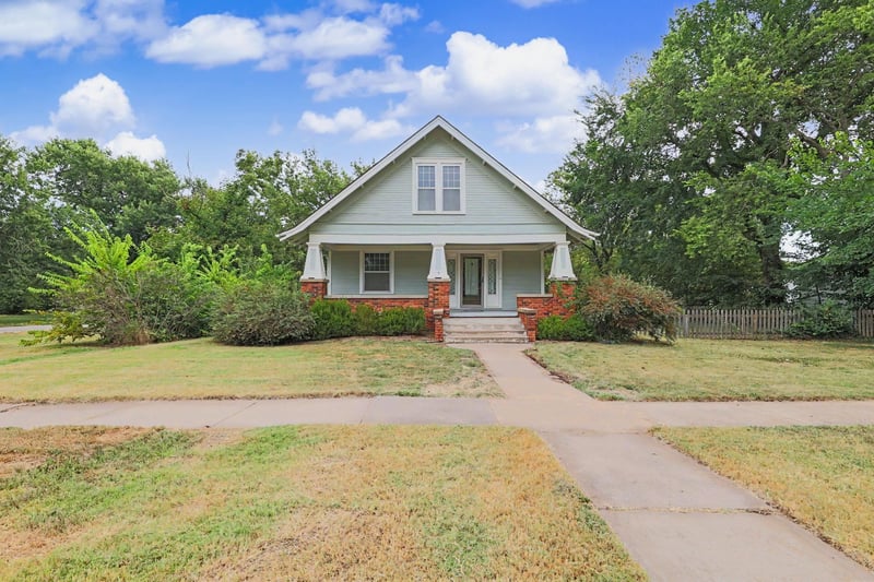 612 N Maple, Peabody, KS 66866