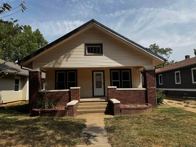 1018 W 3rd Ave, El Dorado, KS 67042