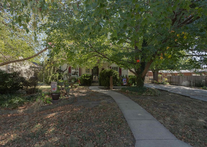 1701 E 7th, Winfield, KS 67156