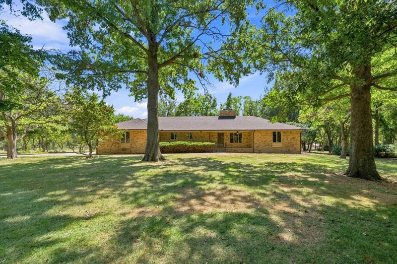 12401 W Eberly Ct, Wichita, KS 67235