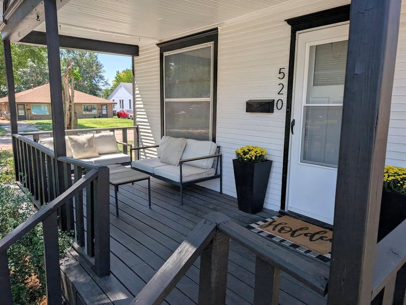 520 S 10th St, Salina, KS 67401