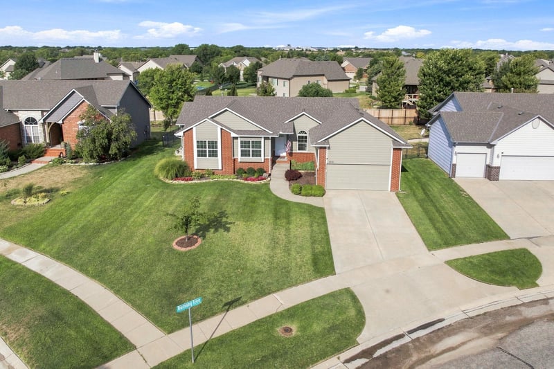 2231 N Burning Tree St, Wichita, KS 67228