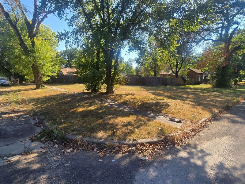 1700 Gabriel Ave, Parsons, KS 67357