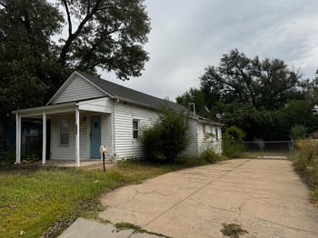 1318 S Meridian Ave, Wichita, KS 67213