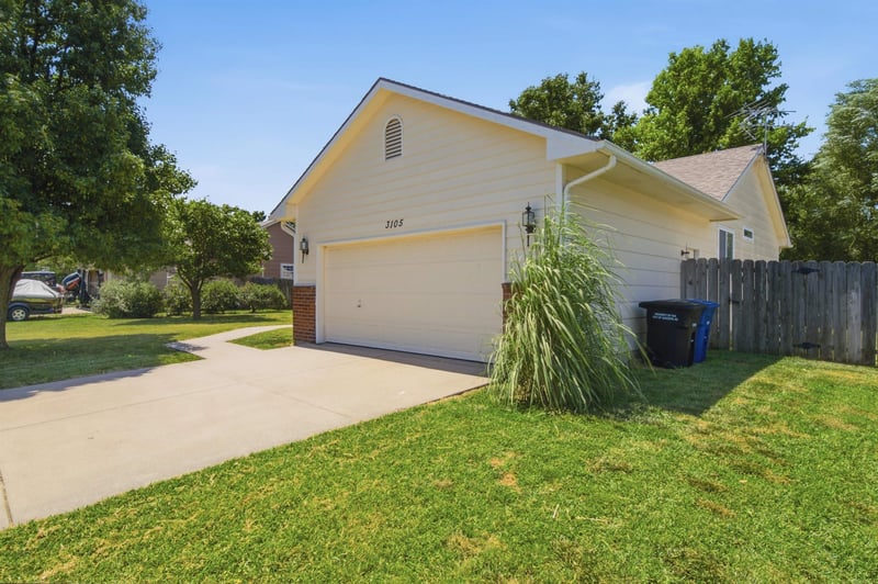 3105 N Susan St, Augusta, KS 67010