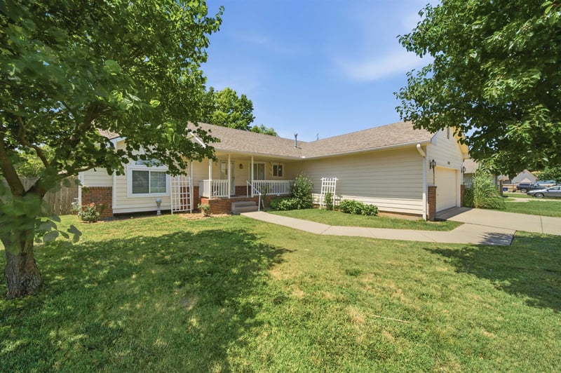 3105 N Susan St, Augusta, KS 67010