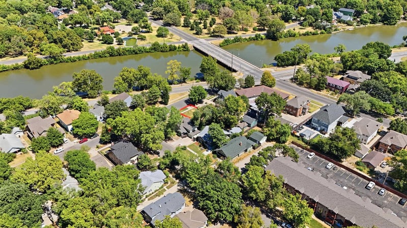 917 W Riverside, Wichita, KS 67203
