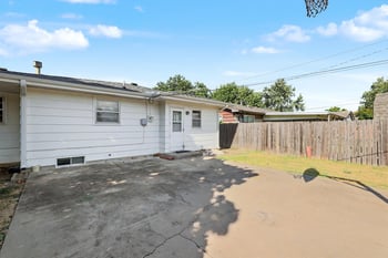 1946 W Greenfield St, Wichita, KS 67207