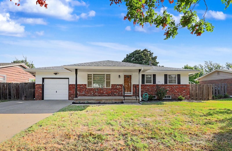 1946 W Greenfield St, Wichita, KS 67217