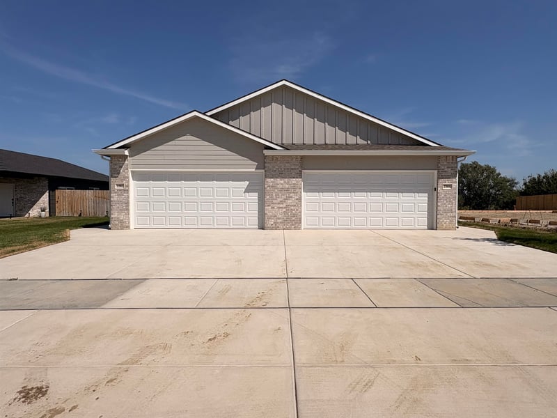 2314-2316 S Horseback St, Wichita, KS 67230