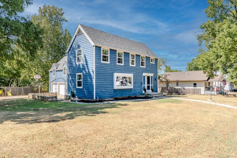 219 Park, Winfield, KS 67156