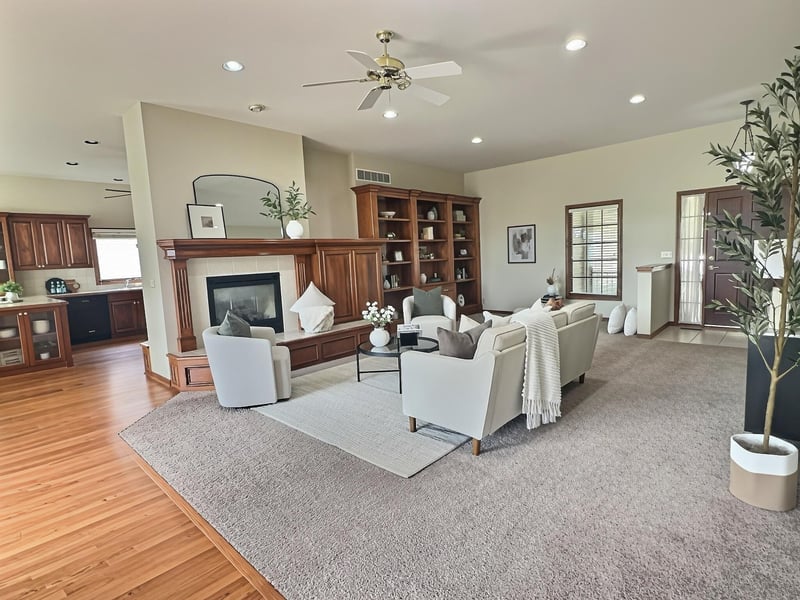12740 E Bradford Cir, Wichita, KS 67206