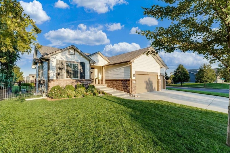 3604 N Pepper Ridge St, Wichita, KS 67205
