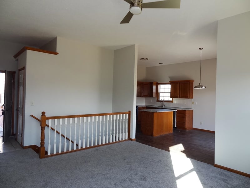 8403 E Zimmerly St, Wichita, KS 67207